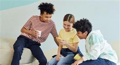 Only 1 hour of daily screen use can up nearsightedness risk: Researchers