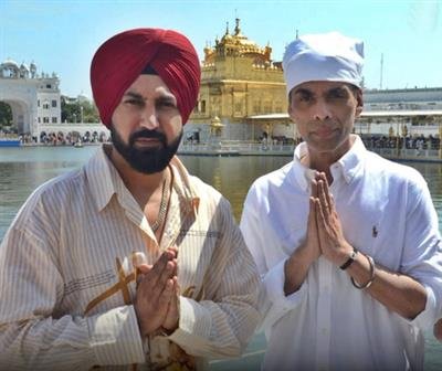 Gippy Grewal seeks blessings at Golden temple with Karan Johar