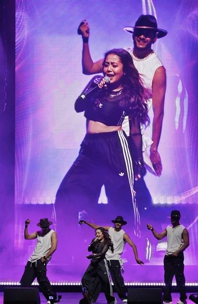 Neha Kakkar reacts to Melbourne concert organizers' claim she refused to perform for 700 people