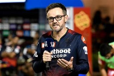 PCB appoints Mike Hesson as white-ball head coach, Aqib Javed named director high-performance