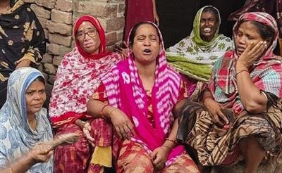 Kaliganj blast: Family members of minor girl refuse compensation, seek proper probe