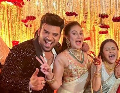 Devoleena Bhattacharjee, Rithvik Dhanjani, Madhurima Tuli grieve the loss of Shefali Jariwala
