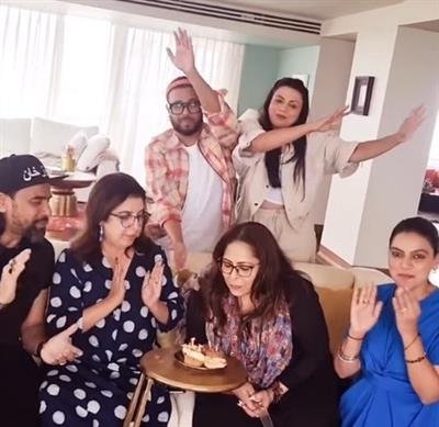 Farah Khan hosts special birthday lunch for Geeta Kapur as she turns 52