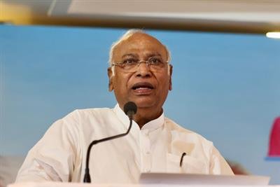 Mallikarjun Kharge discharged from Bengaluru hospital after pacemaker implantation