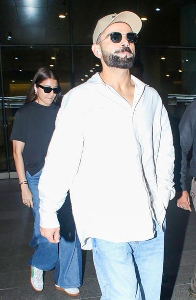 Kohli returns to India to join ODI squad for Australia tour