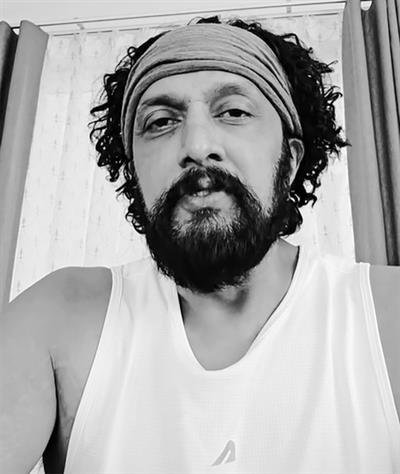 Sudeep Kichcha performs “Pind Daan” in Gaya, says 'experienced a divine sense of peace in Gaya ji'