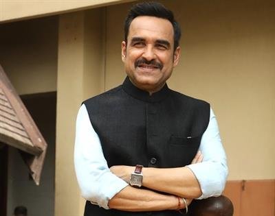 Pankaj Tripathi, Ali Fazal, and Shweta Tripathi wrap up ‘Mirzapur’ Varanasi schedule