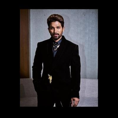 Allu Arjun says 'I wish for peace to prevail once again' after the horrific Delhi blast