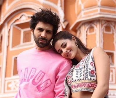Ananya Panday says 'Kartik Aaryan looks out for the film, & not just himself'