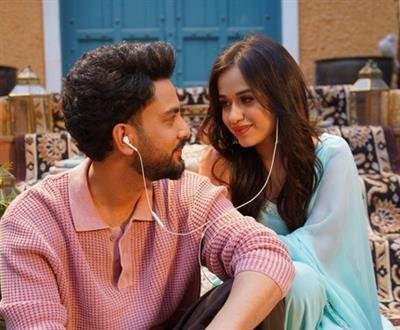 Elvish Yadav says 'creating chemistry with Jannat wasn’t difficult' during the 'Tere Dil Mein' song