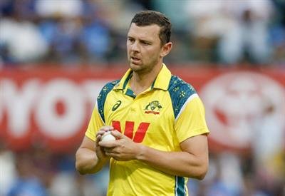 Hazlewood’s trying his best to be in T20 WC about halfway through: Cummins