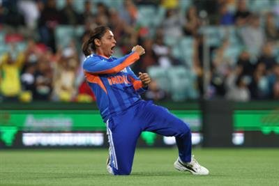 Harmanpreet becomes most-capped player in women’s international cricket