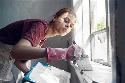 What Does a Restoration Cleaner Do?