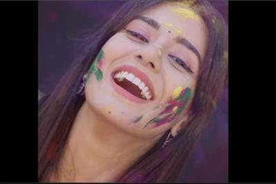 When Amrita Rao turned muse for Akshay Kumar in candid Holi throwback pics