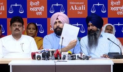 SAD parades 14 members of Block Samiti members from Mansa