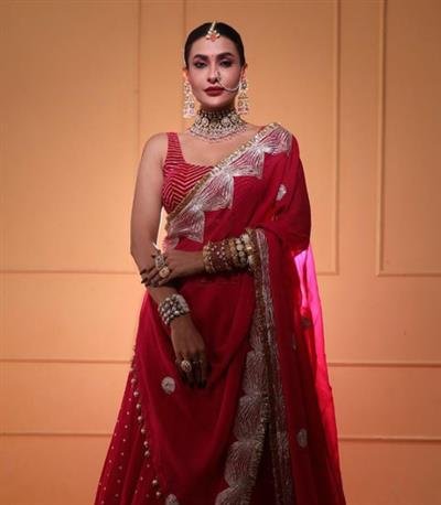 Pavitra Punia to play a housewife trapped between secrets & survival in her upcoming drama 'Zung'