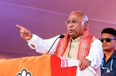 BJP leadership looting public, plundering nation: Kharge on 'rising' costs of essentials