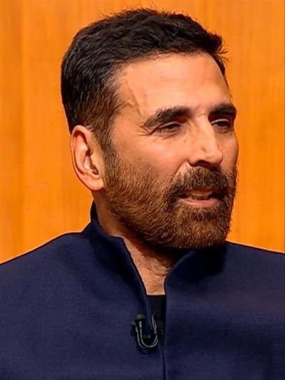 Bollywood celebs Akshay Kumar, Suniel Shetty & others extend Hanuman Jayanti wishes