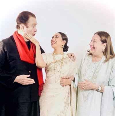 Karisma Kapoor says she worships her actress mother Babita: Aisi hi honi chahiye ek maa