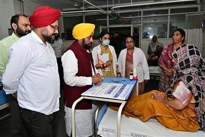 Punjab CM Bhagwant Mann Pays Surprise Visit to Advanced Cancer Institute at BFUHS, Reviews Facilities & Patient Care