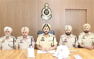 Two linked to cross-border smuggling module held with 4.13 Kg heroin in Amritsar