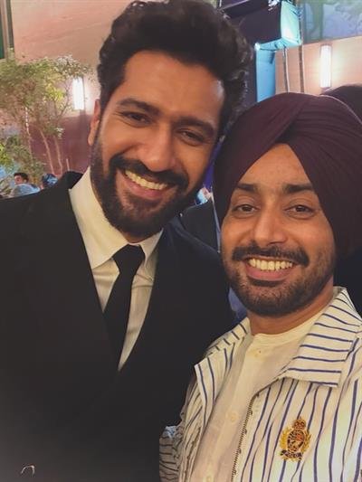 Satinder Sartaaj shares glimpse of ‘love and companionship’ with Vicky Kaushal