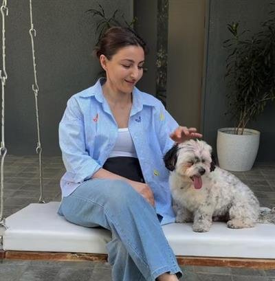 Soha Ali Khan heads out on a ‘no-alarm, no-schedule’ vacation with little Inaaya and her pup
