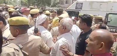 Lawyer shot dead in broad daylight in UP's Mirzapur; assailants flee even after bike glitch delays escape