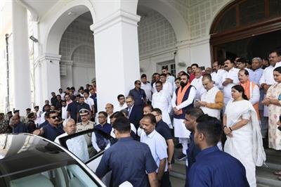 Nitish Kumar dissolves cabinet, set to resign as Bihar CM