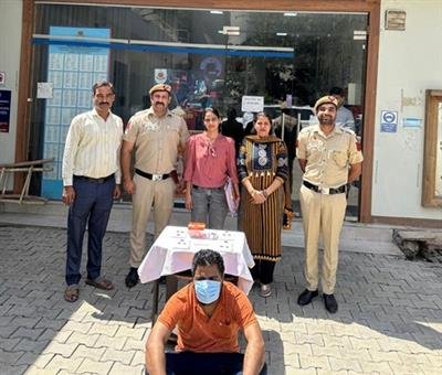 Delhi Police arrest cyber stalker, serial extortionist; over 500 women targeted