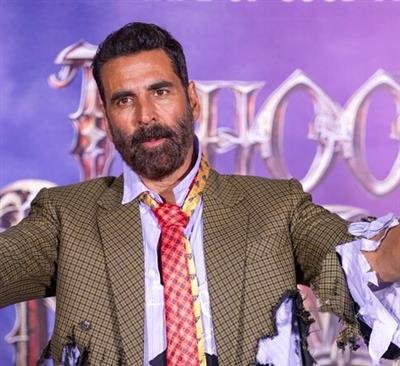 Akshay Kumar lauds homemakers,, appreciates their selfless dedication for family