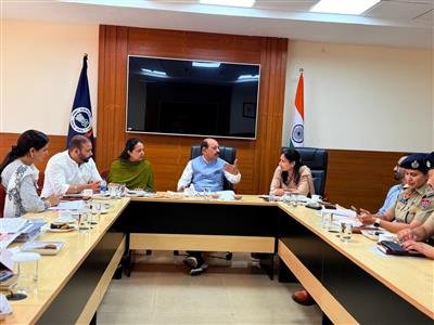 Cabinet Minister Mohinder Bhagat reviews progress of ‘Rangla Punjab’ development grants in S.A.S. Nagar